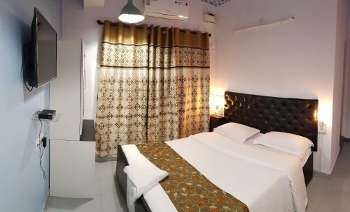 Hostal Dona Paula Classic Hotel