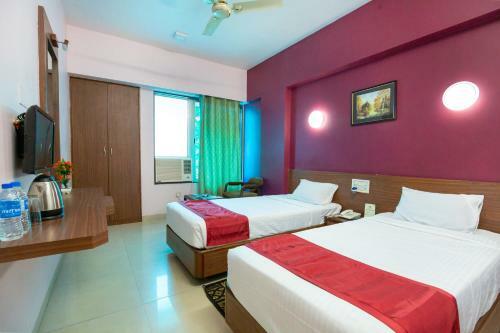 Hotel Express Inn