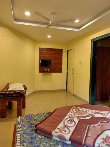 Hotel Om Sai Niwas