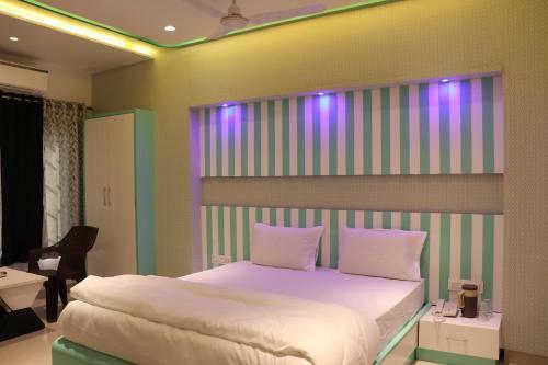 Hotel Divya Inn