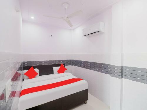 Oyo 79597 Hotel Sapphire
