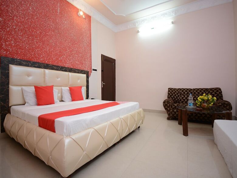 Oyo 30358 Hotel Asia Palace