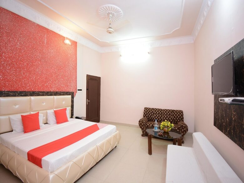 Oyo 30358 Hotel Asia Palace
