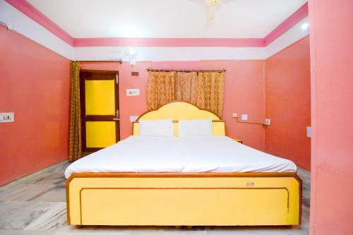 Hotel Spot On 37861 Locham Guest House