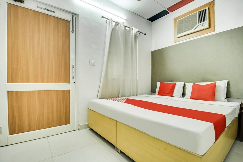 Oyo 29400 Hotel Amar