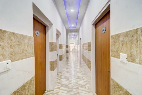 Oyo 77271 Hotel Riverview