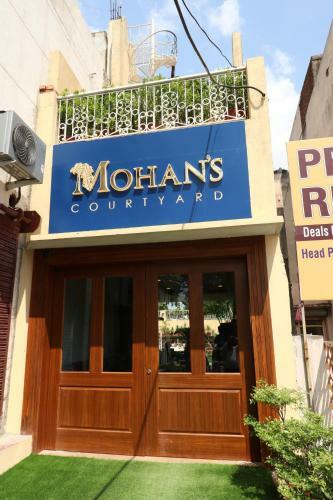 Hotel Mohan Contienental