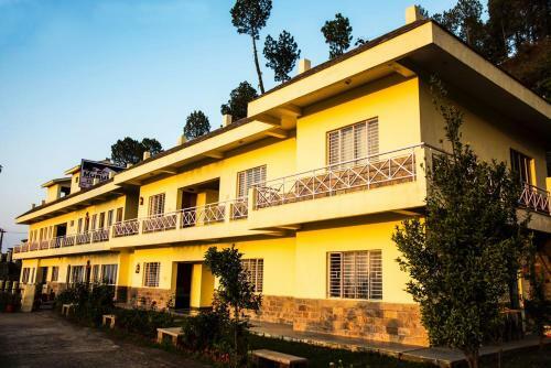 Hotel Mumukshu Resort