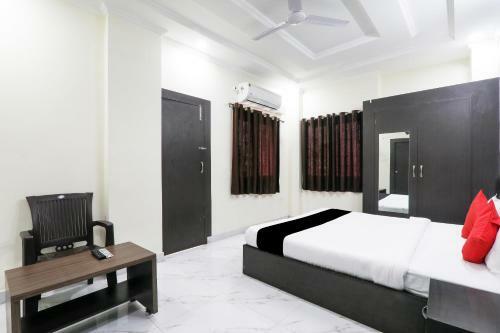 Capital O 78105 Hotel Figtree Premier