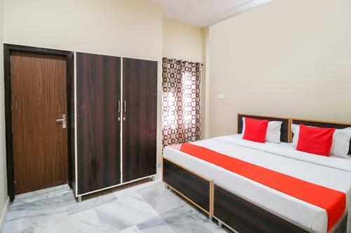 Oyo 67253 Hotel Andrew's
