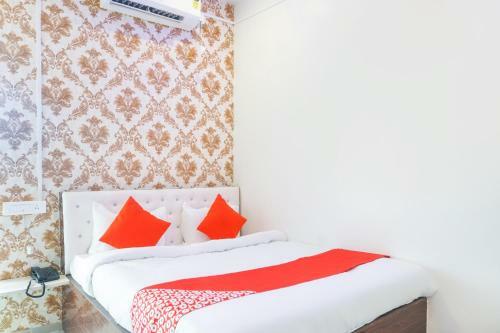 Hotel Oyo 46725 Nitya Executive