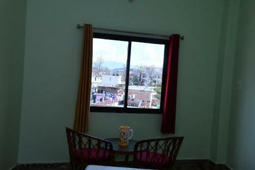 Adb Rooms Hotel Mountain View & Rooftop Restaurant