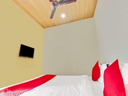 Hotel Oyo 48843 Kavya Lodge