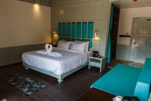 Hotel Symphony Samudra Beachside Jungle Resort And Spa