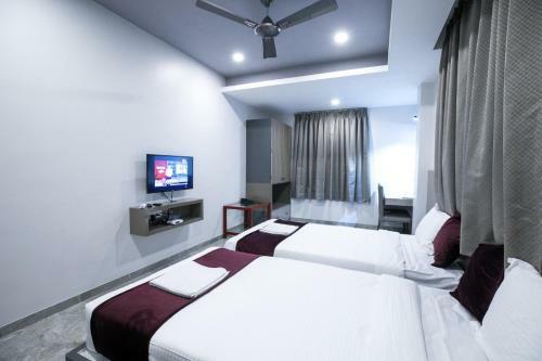 Hotel Sadanand Residency