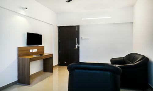 Hotel Treebo Trend Luxe Suite Shivaji Nagar
