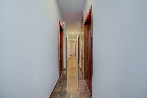 Hotel Oyo 24848 Royal Imperio