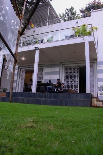 Albergue Urban Nomads