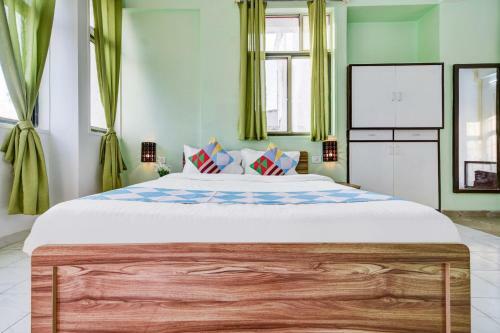 Hotel Oyo 79337 Flagship Tofiel Studios