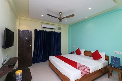 Hotel Oyo 24318 Devi Enclave
