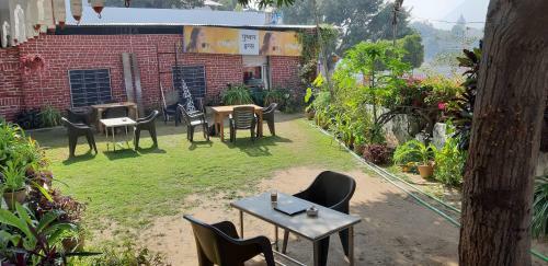 Hotel Pushkar Inn's & Cafe