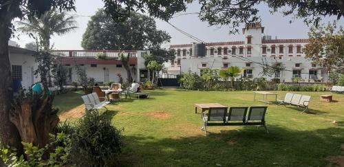 Hotel Pushkar Inn's & Cafe