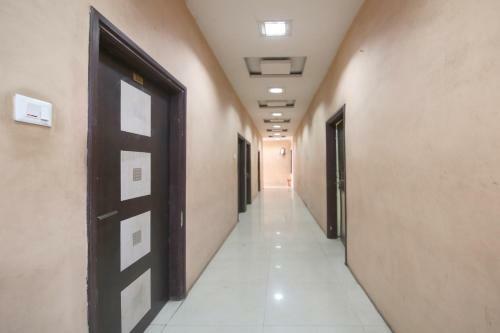 Oyo 26160 Hotel Multi Star