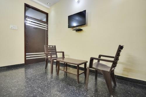Hotel Oyo 61867 Santosh Seva Sadan