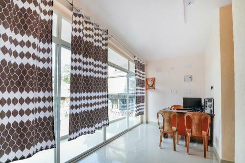 Hotel Oyo 71103 Oxy Classic Lalpur