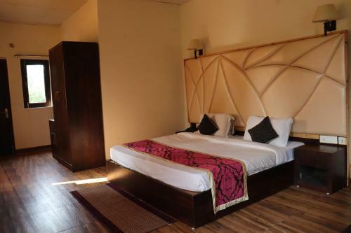 Hotel Aranya The Kanan