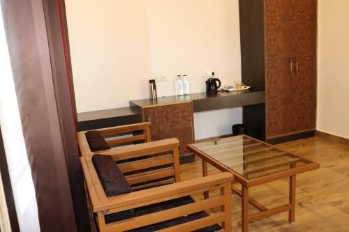 Hotel Aranya The Kanan