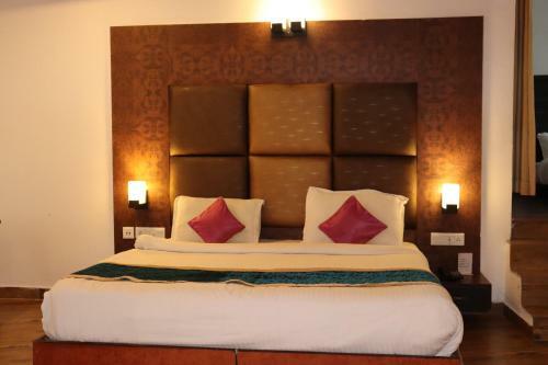 Hotel Aranya The Kanan