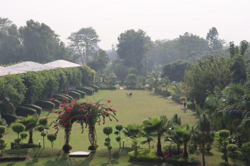 Hotel Aranya The Kanan