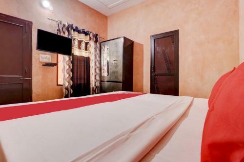Hotel Oyo 77885 New Ess Ess Enterprises