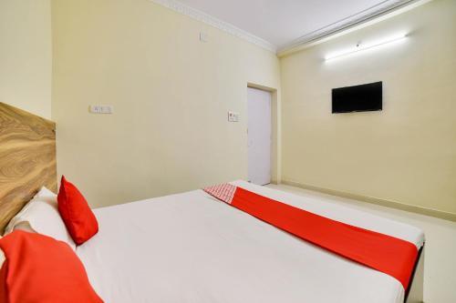 Hotel Oyo 66217 Oxy Corporate Guest House 2.0
