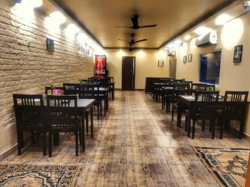Hotel Gayatri Resorts