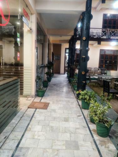 Hotel Gayatri Resorts