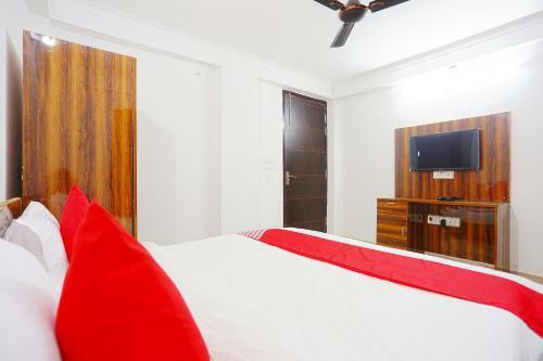 Oyo 49034 Hotel Grand Resort