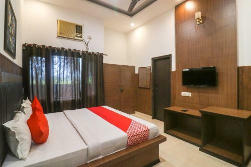 Oyo 49034 Hotel Grand Resort
