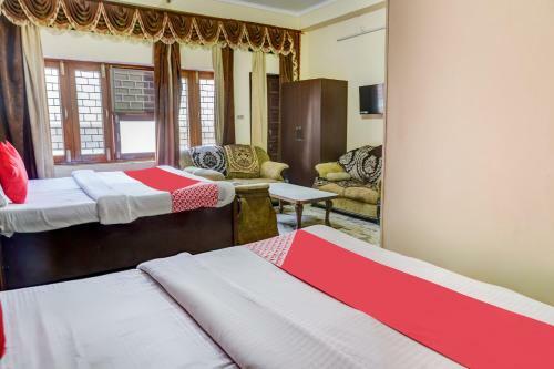 Oyo 65192 New Hotel Highway