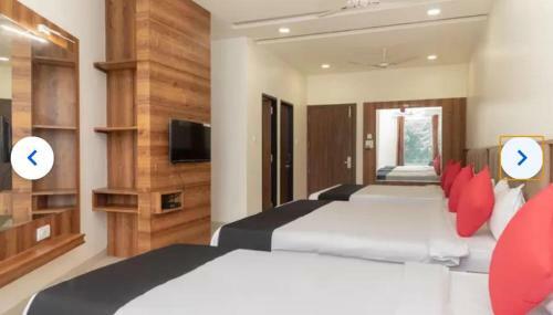 Hotel The Grand Palace