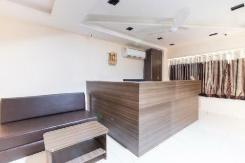 Spot On 48857 Hotel Neelkamal 2