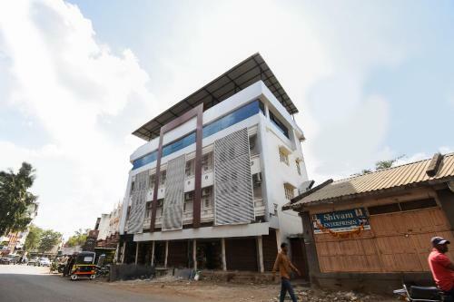 Oyo 45335 Hotel Ratan Deluxe