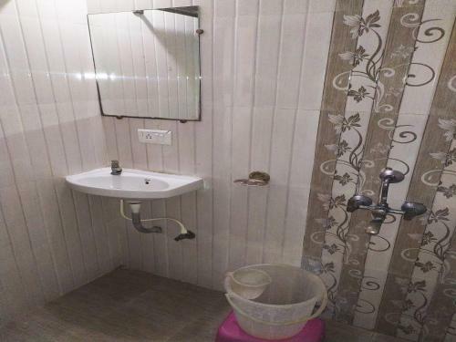 Hotel Wayfare Shirdi