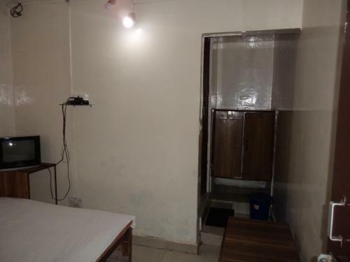 Hotel Embassy