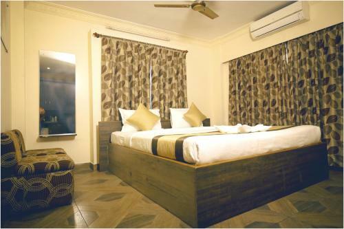 Hotel Apples Balaji Inn
