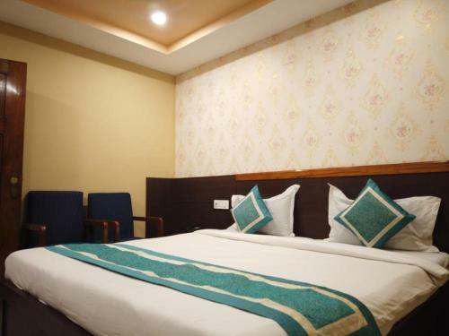 Hotel Vinayak & Restaurant Pamm