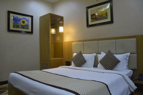 Hotel Surya Executive