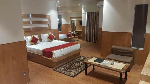 Hotel Surya Executive