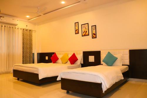 Hotel Neem Treee